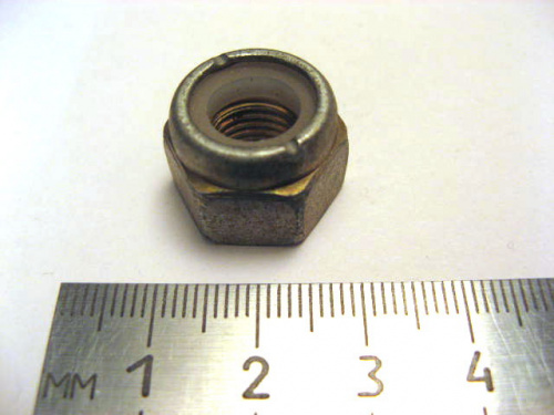Гайка М10х1,25 с нейлоновым кольцом (50)