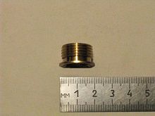 Ввертыш свечной короткий газ